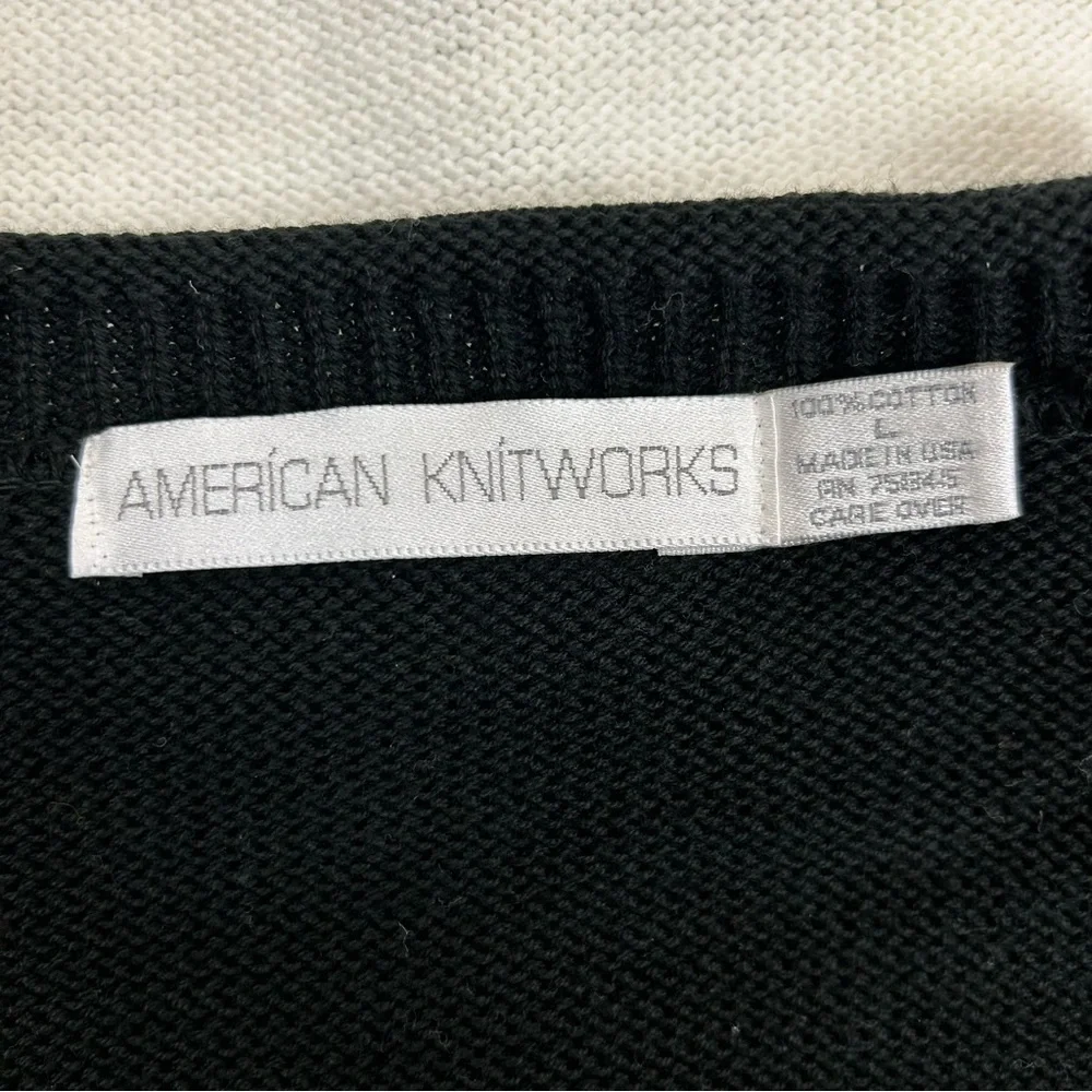 Vintage American Knitworks Black & White Color Block Crew Neck Sweater